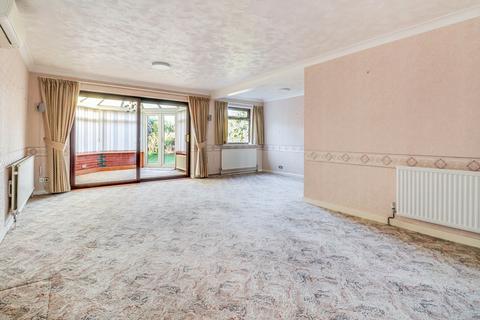 4 bedroom detached house for sale, Maplin Way North, Thorpe Bay SS1