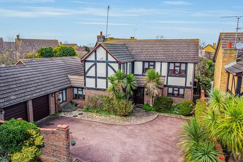 4 bedroom detached house for sale, Buckland, Shoeburyness SS3