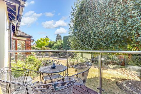 2 The Willows, Southend-on-sea, SS1 3SH