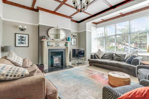 15 Colbert Avenue, Southend-on-sea, SS1 3BH