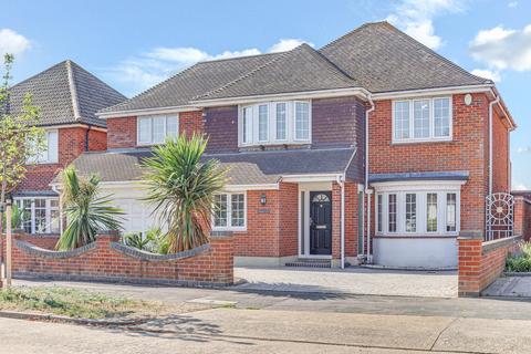4 bedroom detached house for sale, Lodwick, Shoeburyness SS3