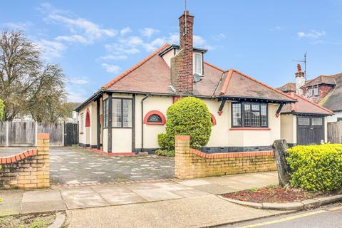 69 Broadclyst Gardens, Southend-on-sea, SS1 3QS