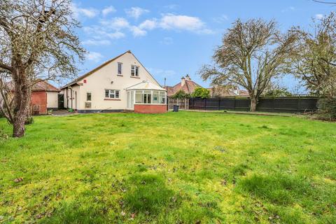 69 Broadclyst Gardens, Southend-on-sea, SS1 3QS