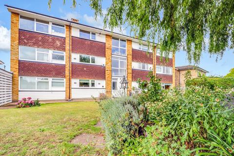 68 Dungannon Chase, Southend-on-sea, SS1 3NJ