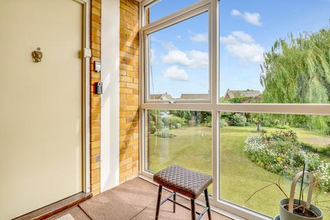 68 Dungannon Chase, Southend-on-sea, SS1 3NJ