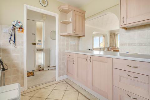 68 Dungannon Chase, Southend-on-sea, SS1 3NJ