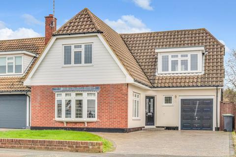 31 Cherrybrook, Southend-on-sea, SS1 3QZ