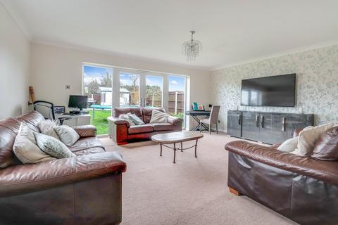 31 Cherrybrook, Southend-on-sea, SS1 3QZ