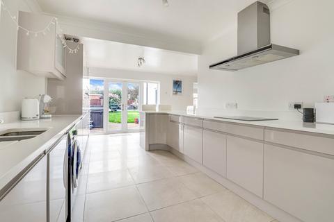 31 Cherrybrook, Southend-on-sea, SS1 3QZ