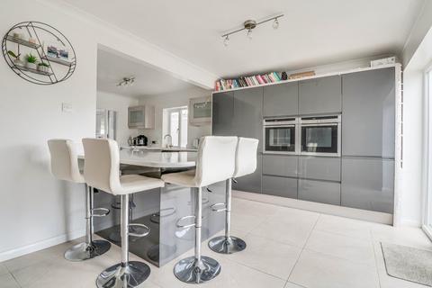 31 Cherrybrook, Southend-on-sea, SS1 3QZ