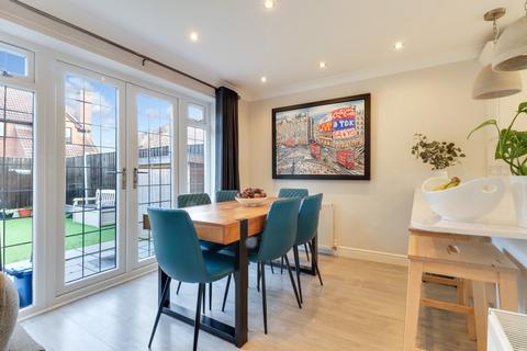 20 Sedgemoor, Shoeburyness, Southend-on-sea, SS3 8AX