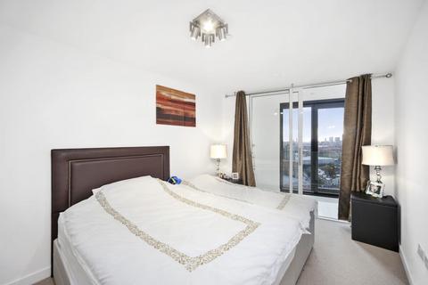 2 bedroom flat to rent, Unex Tower, London, E15