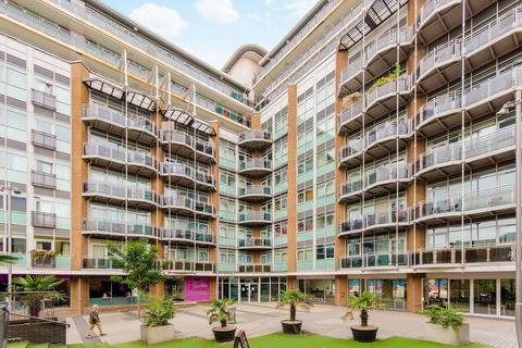 2 bedroom flat for sale, Gerry Raffles Square, Stratford, London, E15