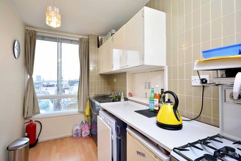 1 bedroom flat for sale, Stirling Court, Soho, London, W1F