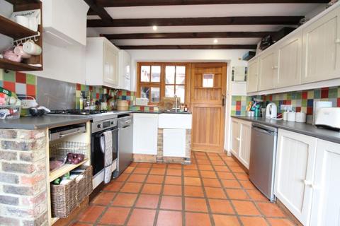 3 bedroom cottage to rent, South Lane, Hurstpierpoint, BN6