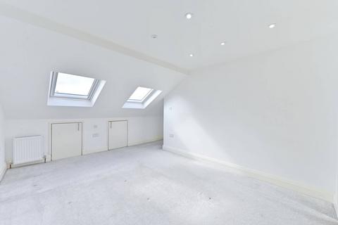 4 bedroom terraced house to rent, Cowper Road, Wimbledon, London, SW19