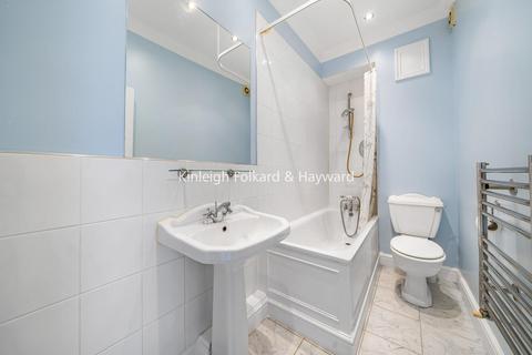 Flat 2, 3 Station Road, Shortlands, Bromley, BR2 0EY