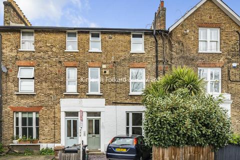 Flat 2, 3 Station Road, Shortlands, Bromley, BR2 0EY