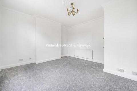Flat 2, 3 Station Road, Shortlands, Bromley, BR2 0EY