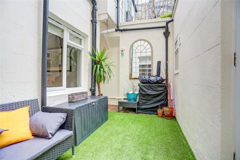 2 bedroom flat for sale, Denmark Terrace, Brighton, East Sussex, BN1