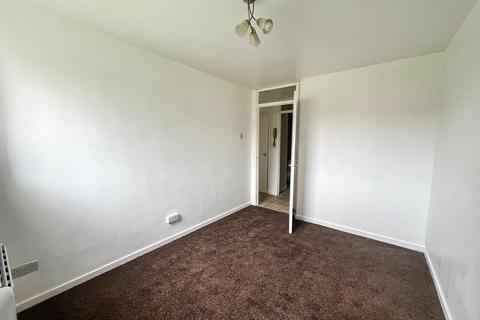 2 bedroom flat to rent, Beech Court, Walsall