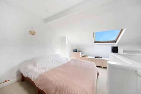 229 Walkley Road, Sheffield, S6 2XN