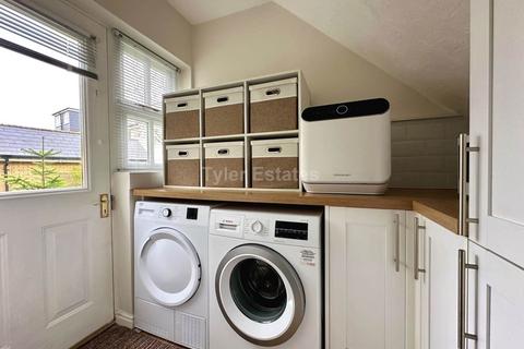 105 Bramble Tye, Laindon, Basildon, SS15 5GR