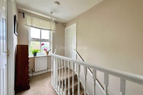105 Bramble Tye, Laindon, Basildon, SS15 5GR