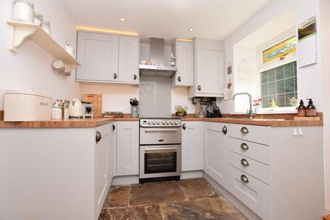 85 Carr Road, Deepcar, Sheffield, S36 2PR
