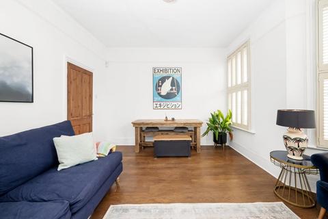 3 bedroom apartment for sale, Shenley Road, Camberwell, London, SE5