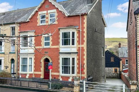 6 bedroom end of terrace house for sale, East Street, Rhayader, Powys, LD6