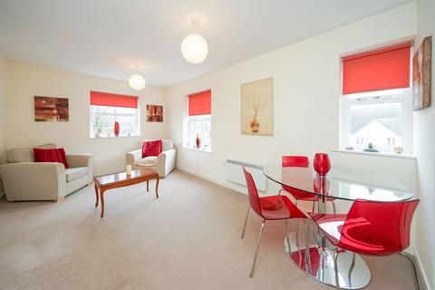 2 bedroom apartment for sale, Clarendon Gardens, Bromley Cross, Bolton, BL7