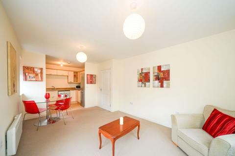 2 bedroom apartment for sale, Clarendon Gardens, Bromley Cross, Bolton, BL7