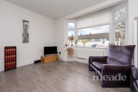 2 bedroom flat for sale, Ibrox Court, Palmerston Road, Buckhurst Hill, IG9
