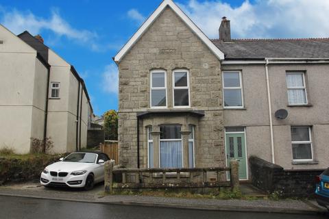 3 bedroom end of terrace house to rent, Penwithick Road, Penwithick, PL26