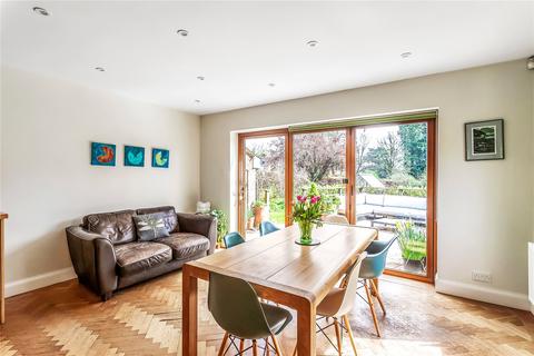 27 Alma Road, Reigate, RH2 0DH