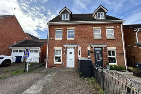 3 bedroom townhouse for sale, Flanders Court, Birtley, Chester Le Street, Tyne and Wear, DH3 1LD