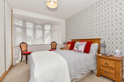 15 Bognor Drive, Herne Bay, CT6 8QP