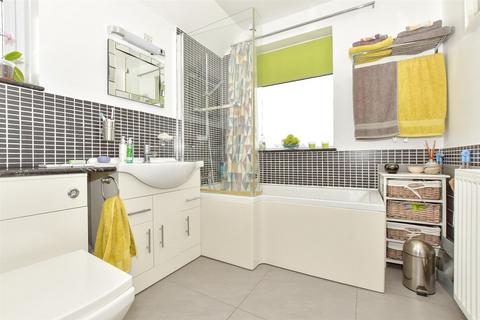 15 Bognor Drive, Herne Bay, CT6 8QP