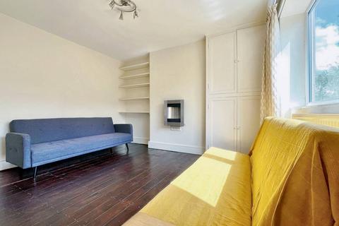 2 bedroom flat to rent, Menotti Street, London E2