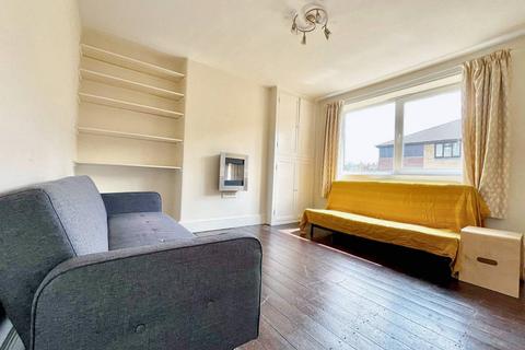2 bedroom flat to rent, Menotti Street, London E2