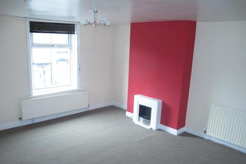 2 bedroom flat to rent, Maddocks Street, Shipley, UK, BD18