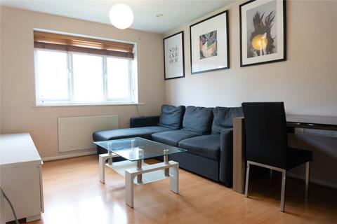 2 bedroom house to rent, 1 Raven Close, London NW9