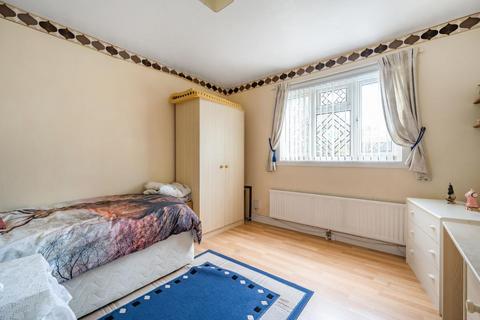 3 bedroom terraced house for sale, Basingstoke,  Hampshire,  RG22