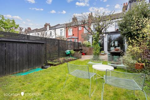 3 bedroom terraced house for sale, Boundary Road, London, N22