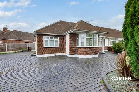 3 bedroom semi-detached bungalow for sale, Fairfield Avenue, Grays, RM16