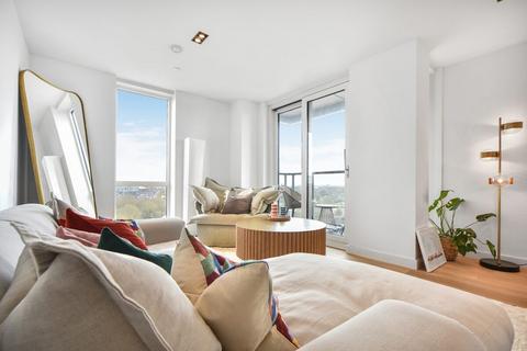 2 bedroom apartment to rent, Avantgarde Place London E1
