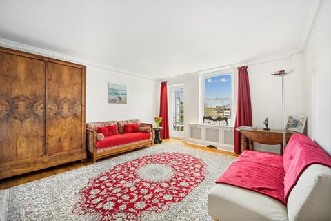 3 bedroom maisonette for sale, Cromwell Place, London