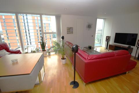 2 bedroom apartment for sale, N V Building, 96 The Quays, Salford, Lancashire, M50