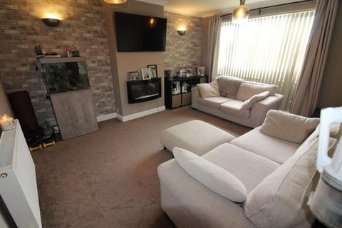 2 bedroom flat for sale, Essington Road, Willenhall
